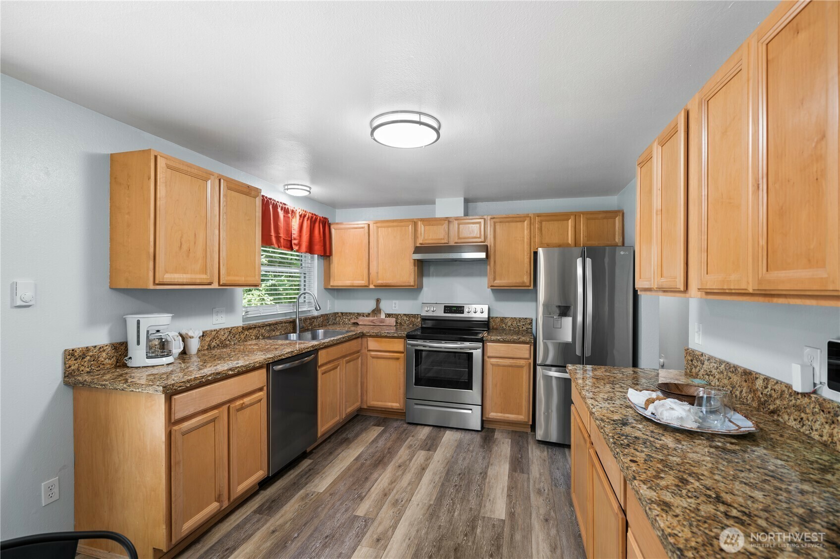 Property Photo:  7025  Thebes Street NE  WA 98311 