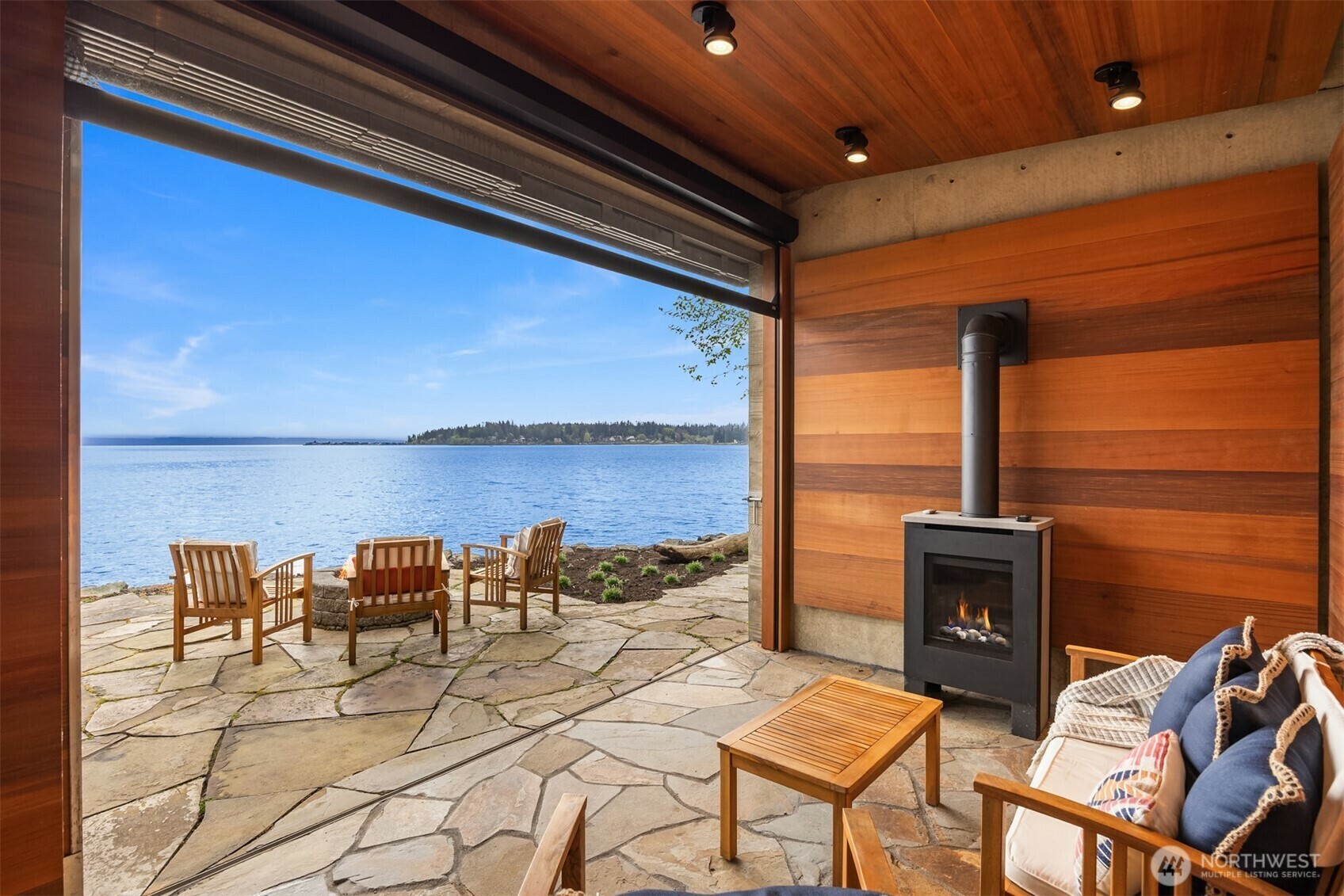 Property Photo:
