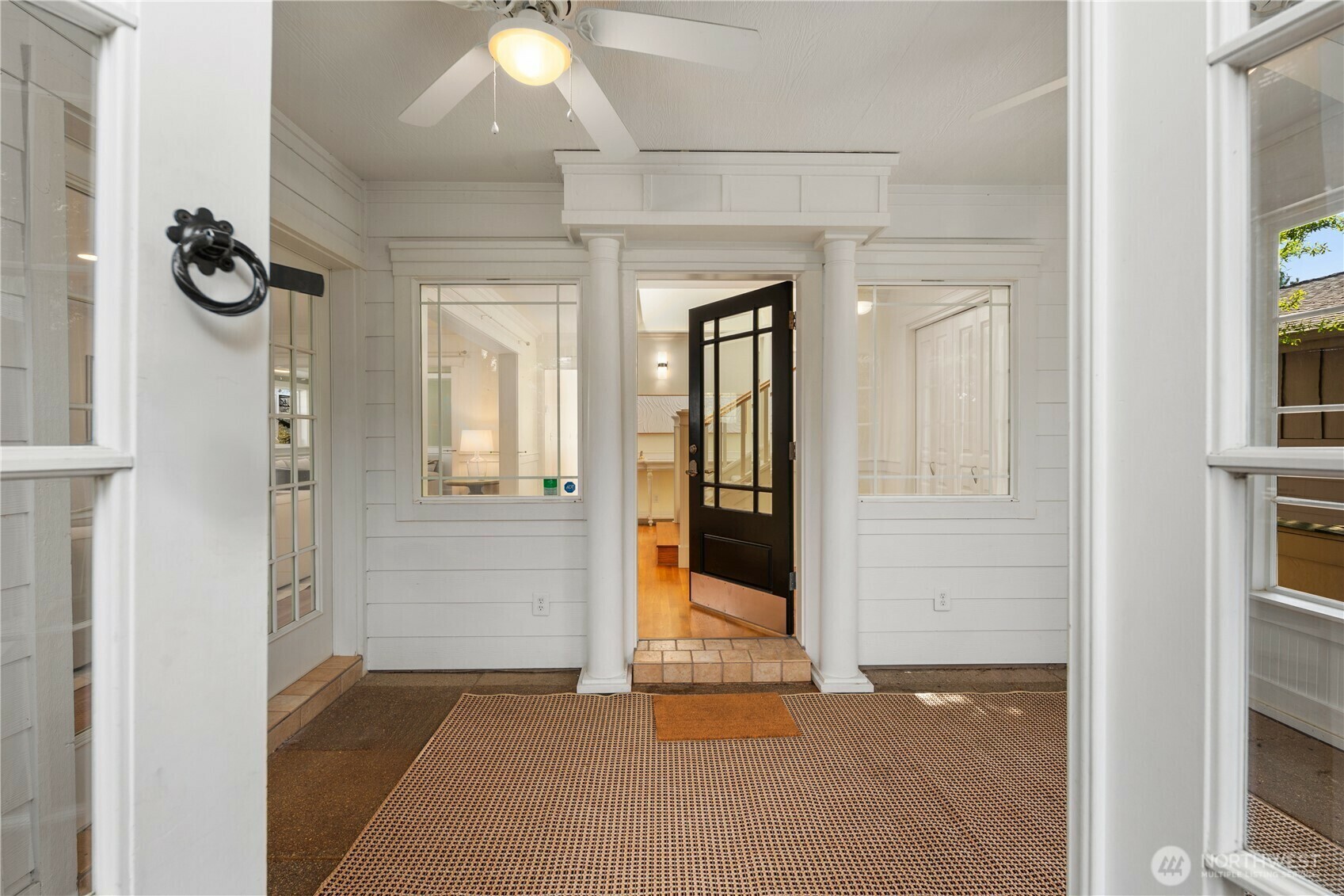 Property Photo: 6540 54th Avenue S WA 98118