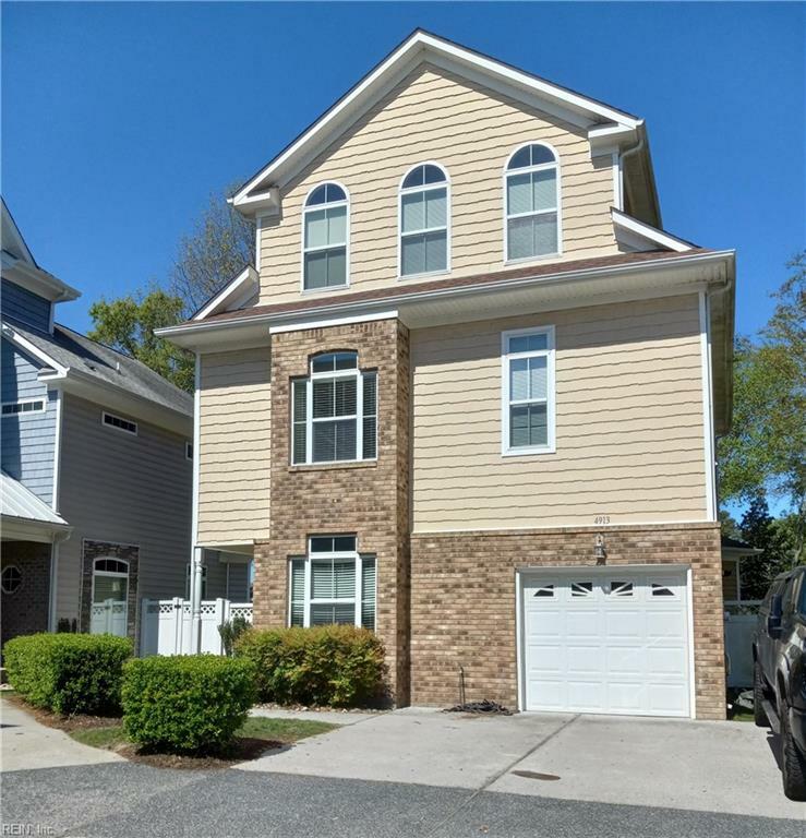 Property Photo: 4913 Aclare Ct VA 23462