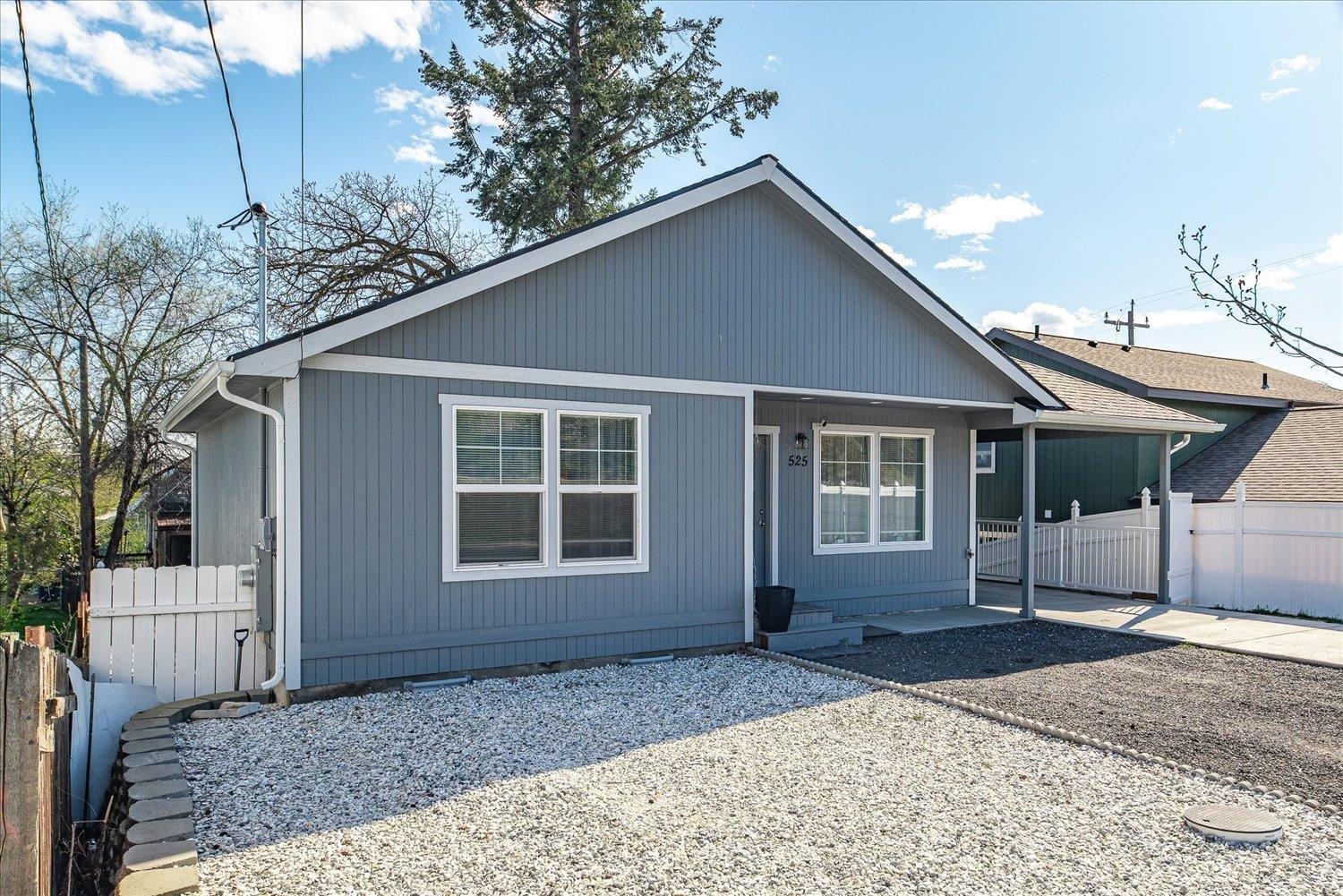 Property Photo: 525 W Cora Ave WA 99205