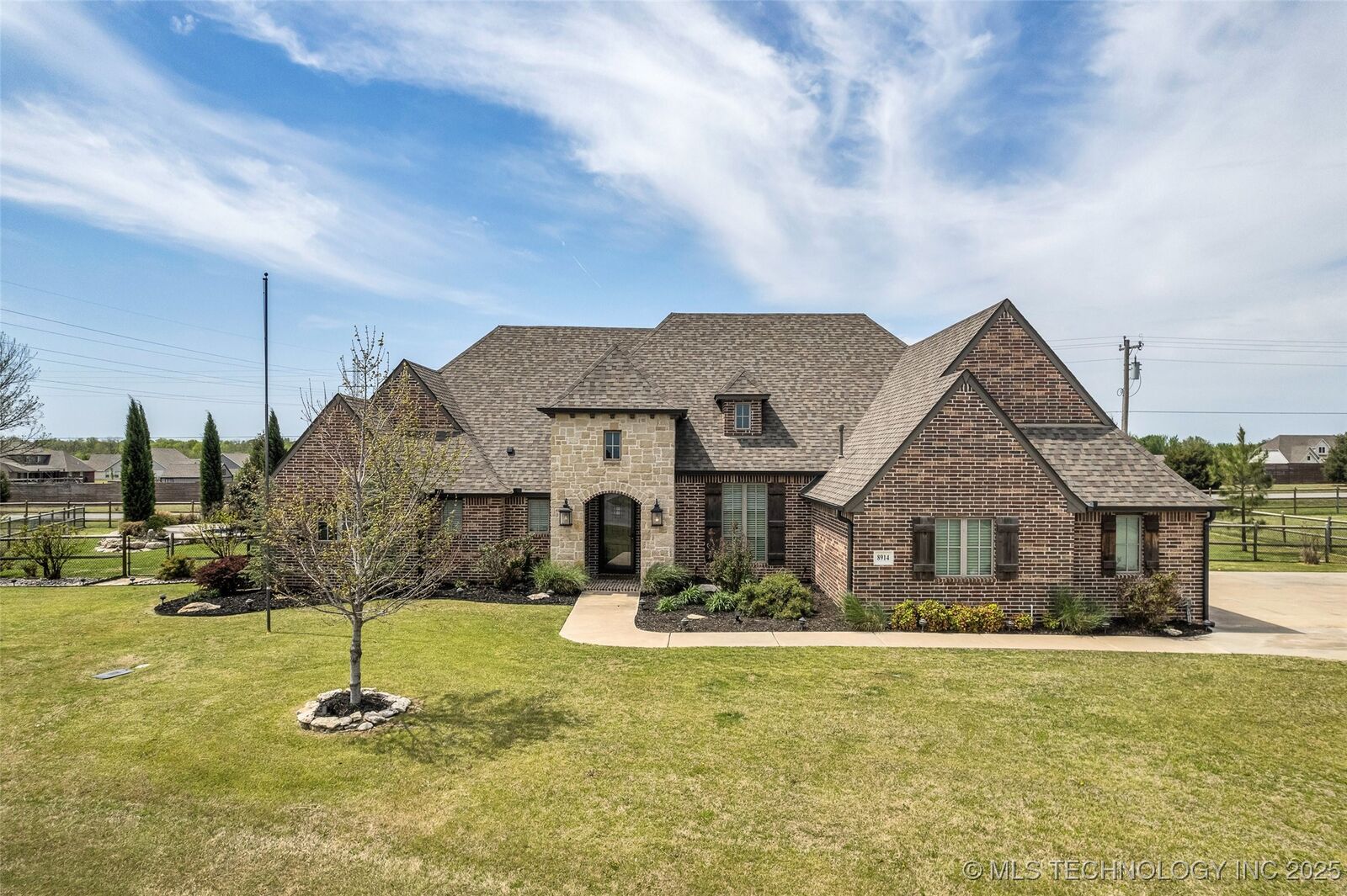 Property Photo:  8914 N 65th  OK 74055 