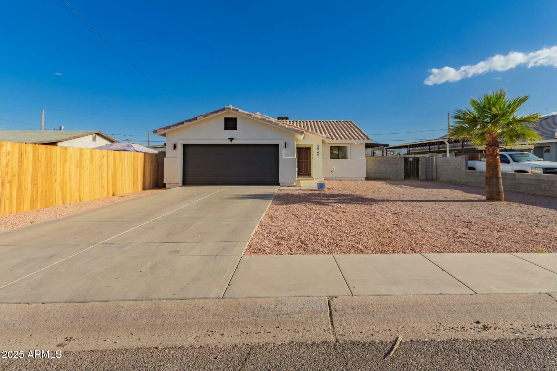 2949 E Wier Avenue  Phoenix AZ 85040 photo