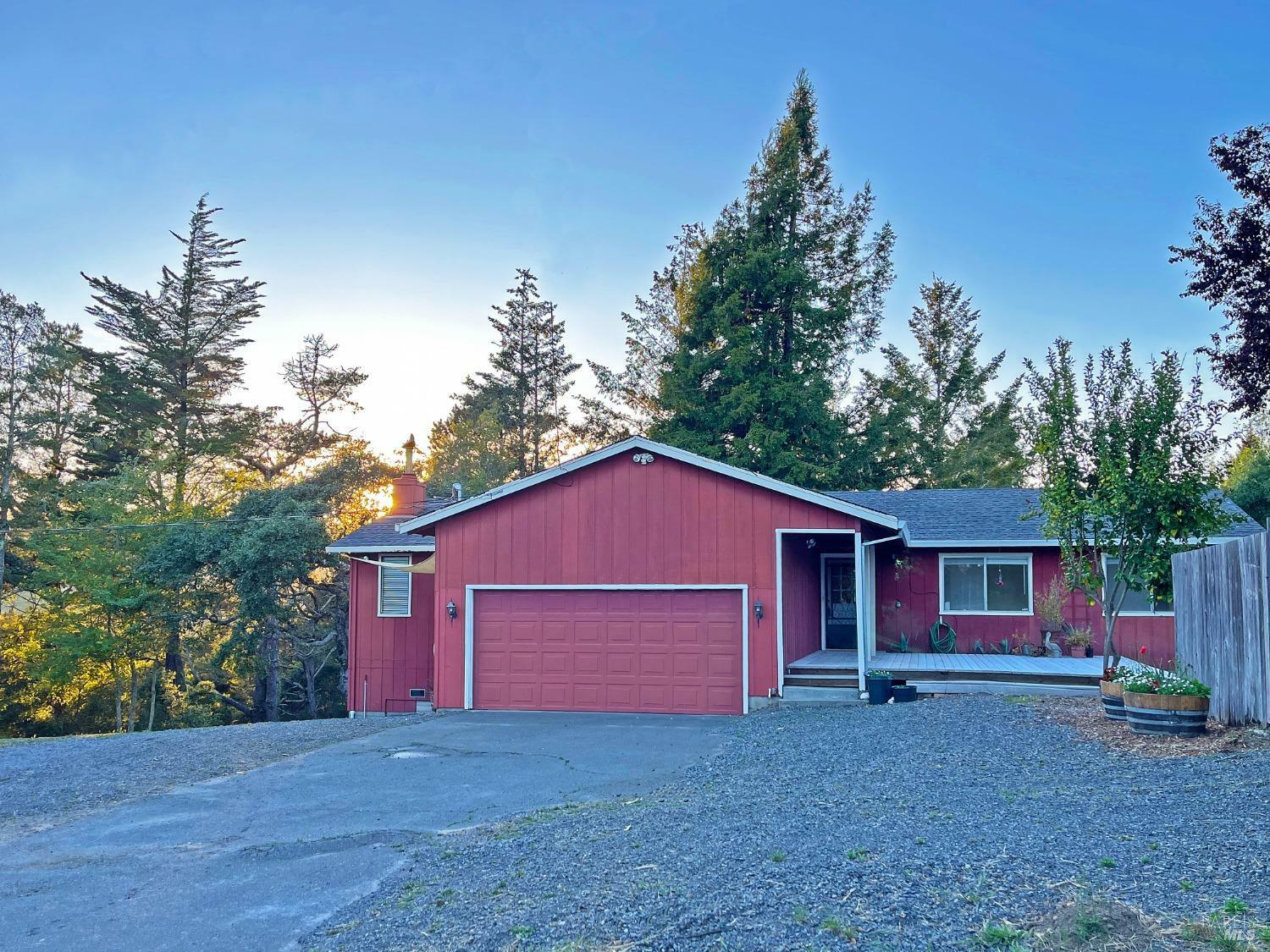 Property Photo: 1009 Tilton Road CA 95472