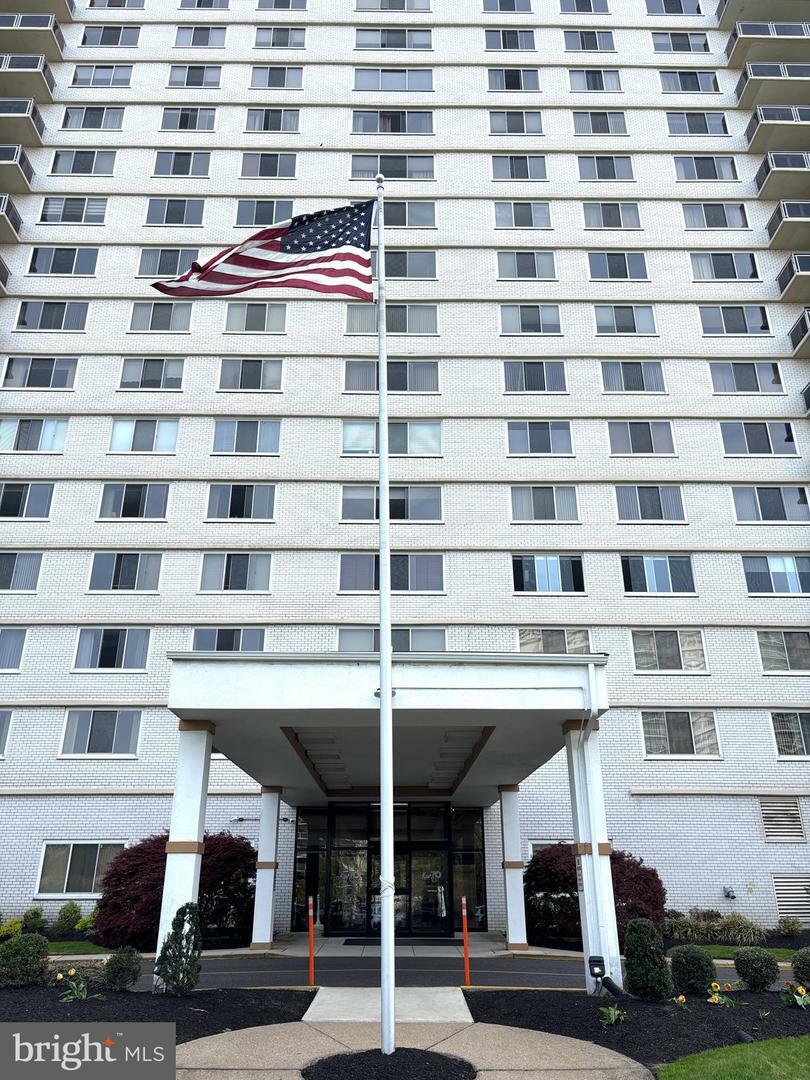 Property Photo: 1840 Frontage Road 1607 NJ 08034