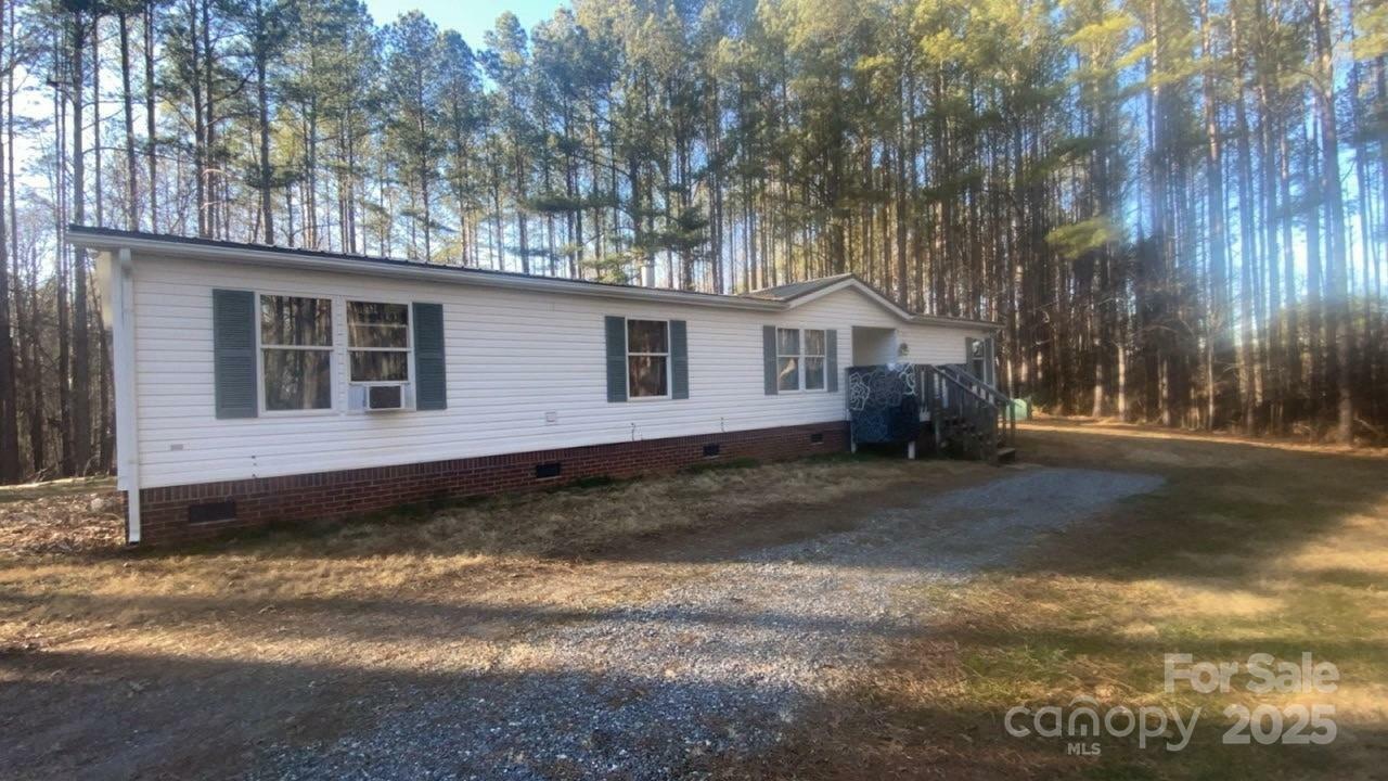Property Photo: 337 Eagle Mills Road NC 27020