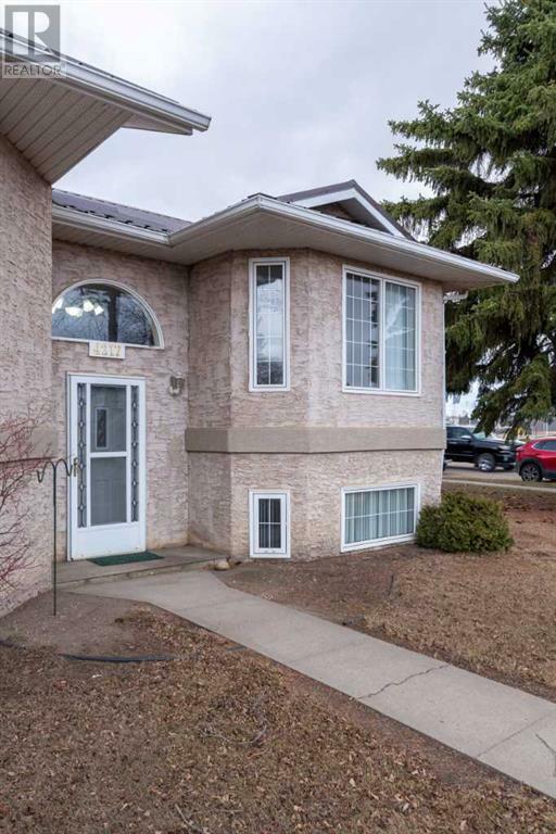 Property Photo: 4217 49 Avenue SK S9V 0B3