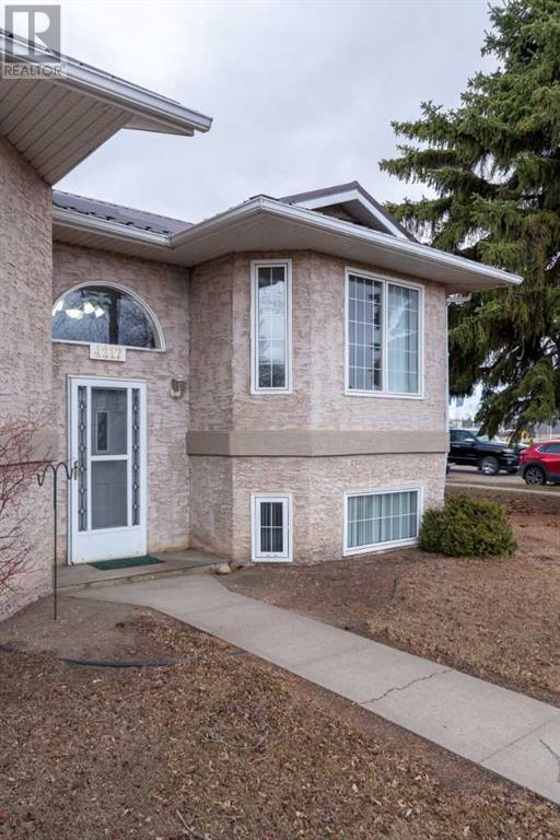 Property Photo: 4217 49 Avenue SK S9V 0B3