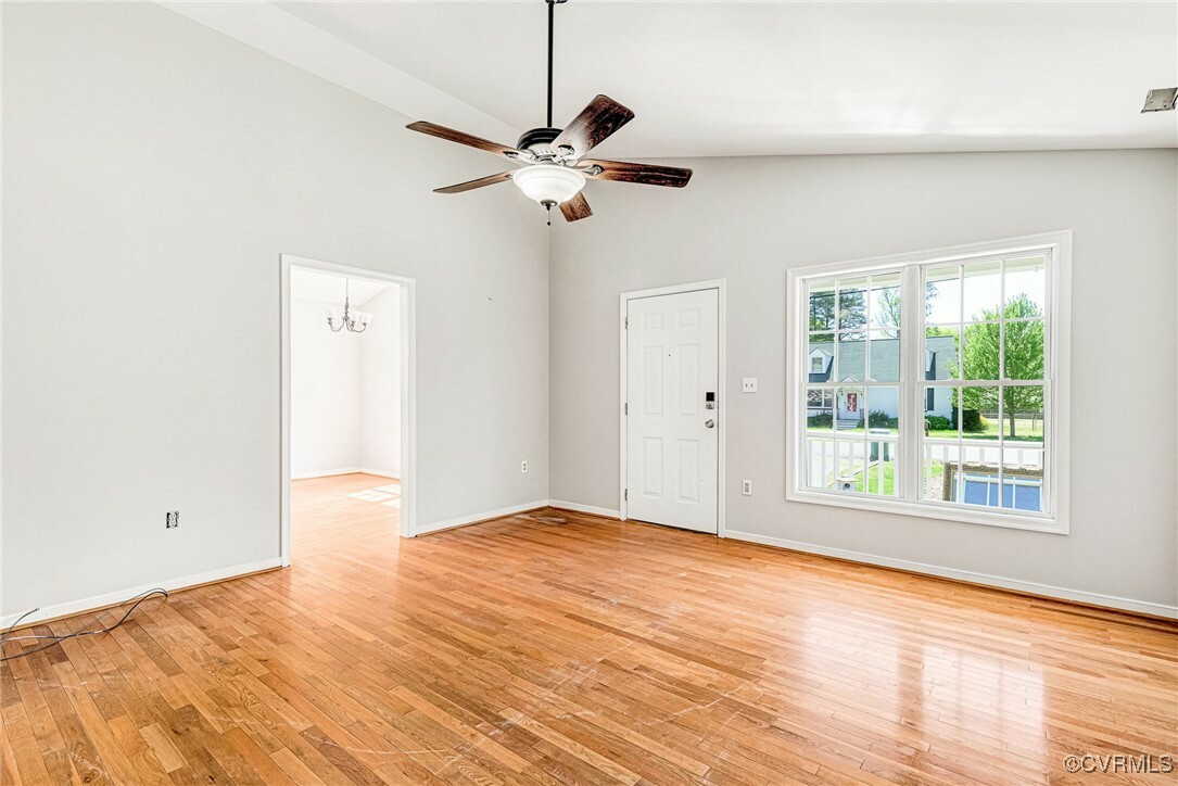 Property Photo: 1320 New York Avenue VA 23060