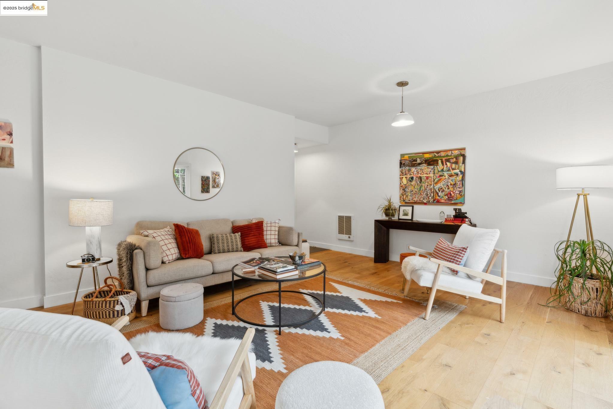 Property Photo: 5416 Broadway 2 CA 94618
