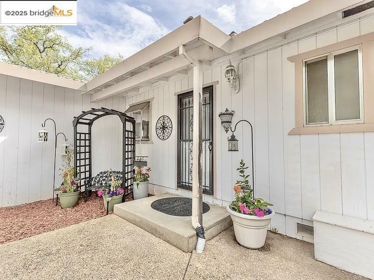 Property Photo: 19846 Via Redonda CA 95370