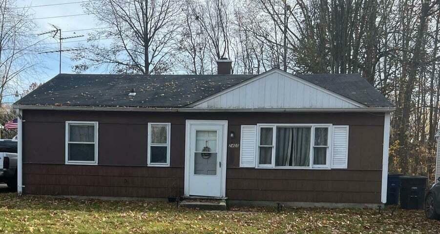 Property Photo: 2405 Del Plain Avenue IN 46360