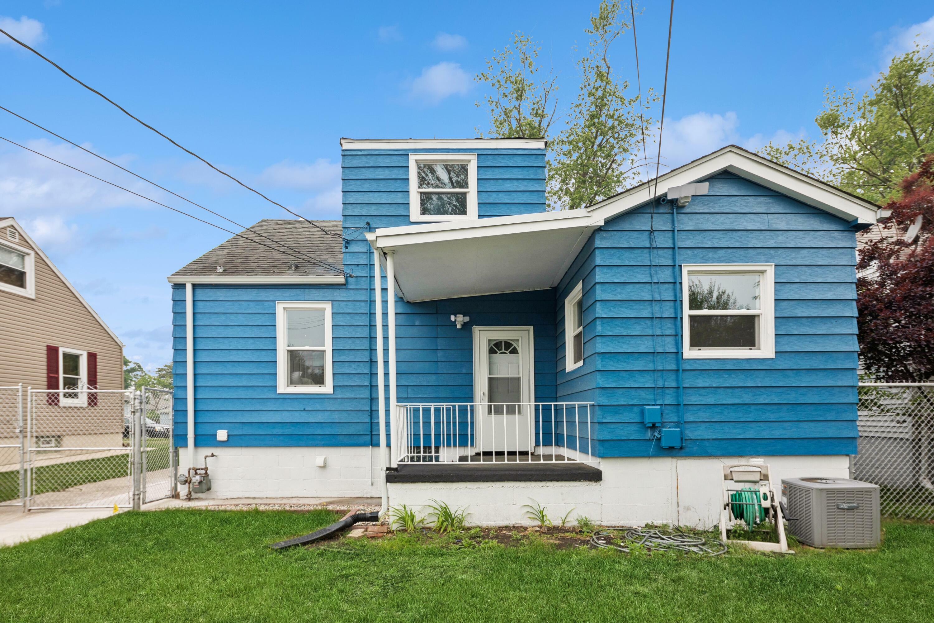 Property Photo: 7009 California Avenue IN 46323