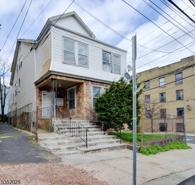 Property Photo: 295 Renner Ave NJ 07112
