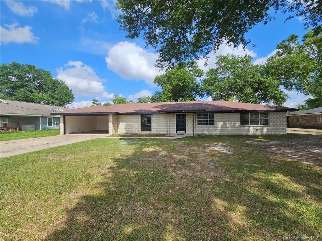 Property Photo: 203 S Storer Avenue LA 70647