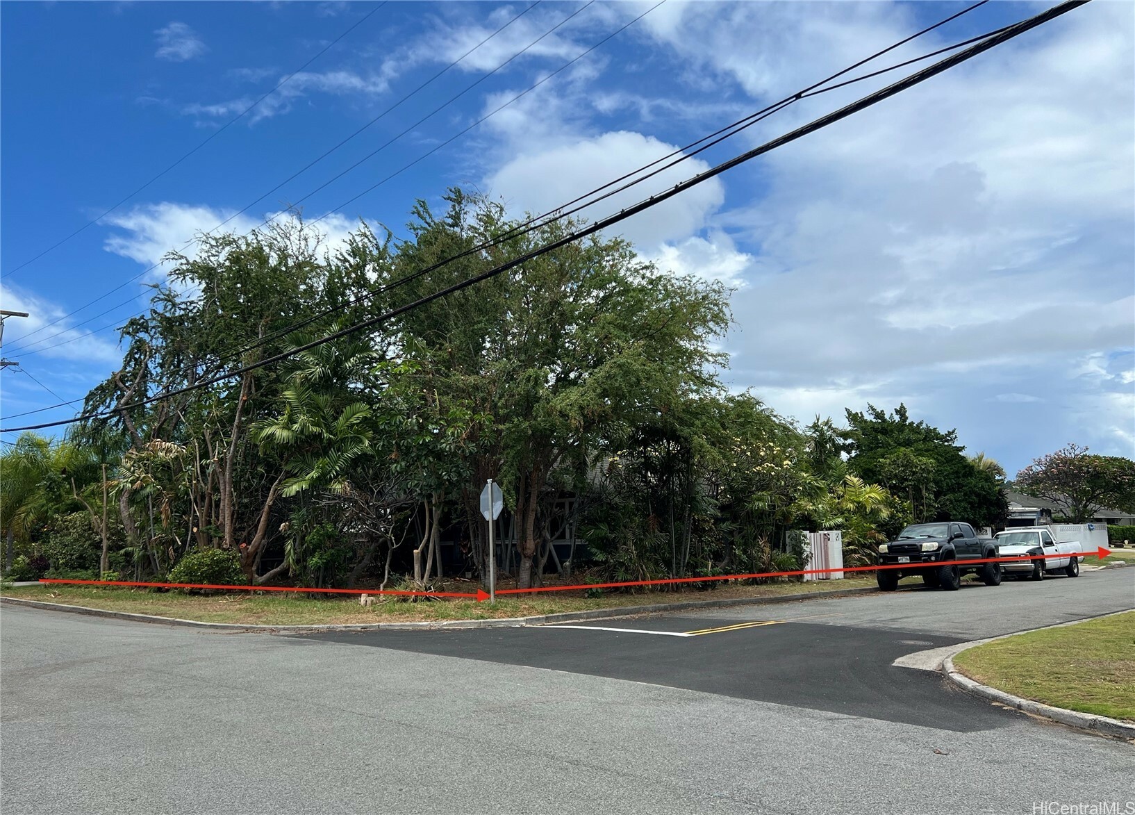 4542 Aukai Avenue  Honolulu HI 96816 photo