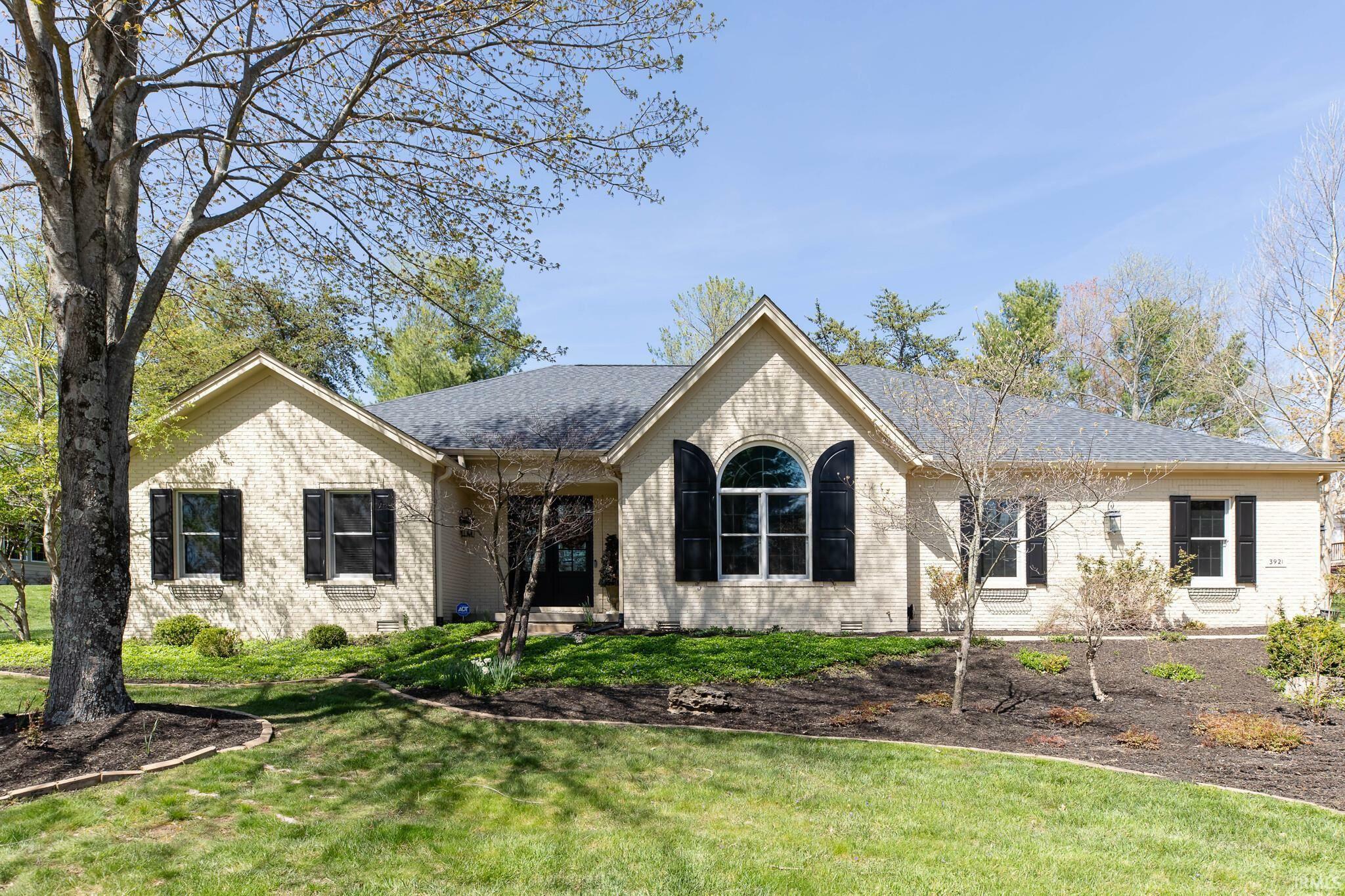 Property Photo: 3921 E Breckenmore Drive IN 47401