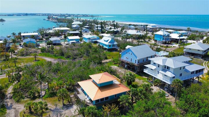 Property Photo: 9580 Almirate Court FL 33946