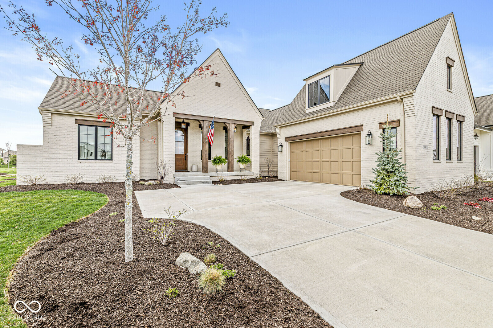 Property Photo: 1501 Chanson Lane IN 46074