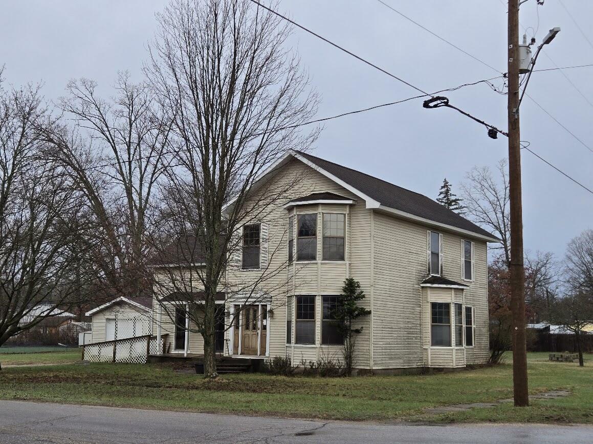 Property Photo: 895 Lynn Street MI 49304