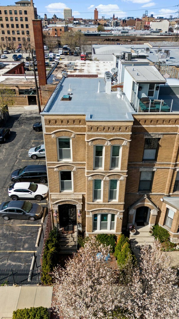Property Photo: 1420 W Fulton Street IL 60607
