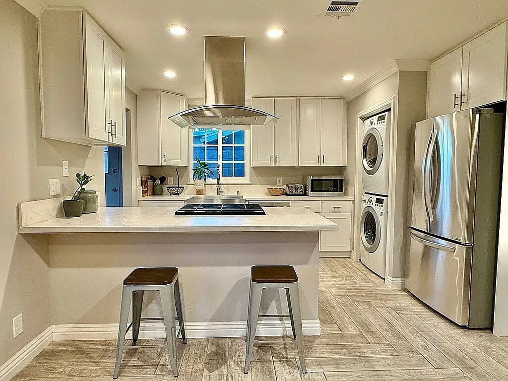 Property Photo: 642 W Wilson Street CA 92627