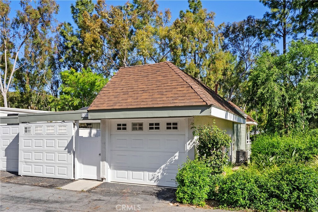Property Photo: 22085 Caminito Amor CA 92653