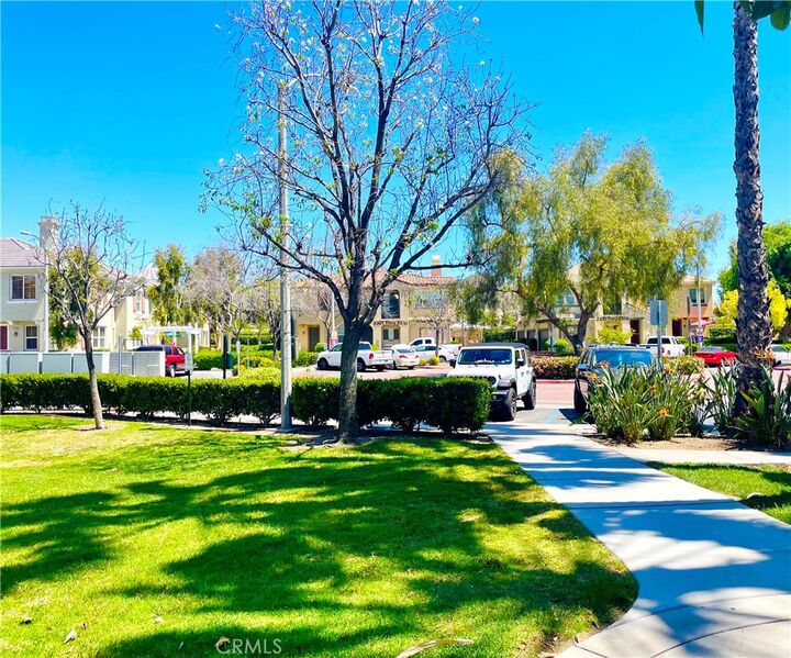 Property Photo:  1800 E Lakeshore Drive 1901  CA 92530 