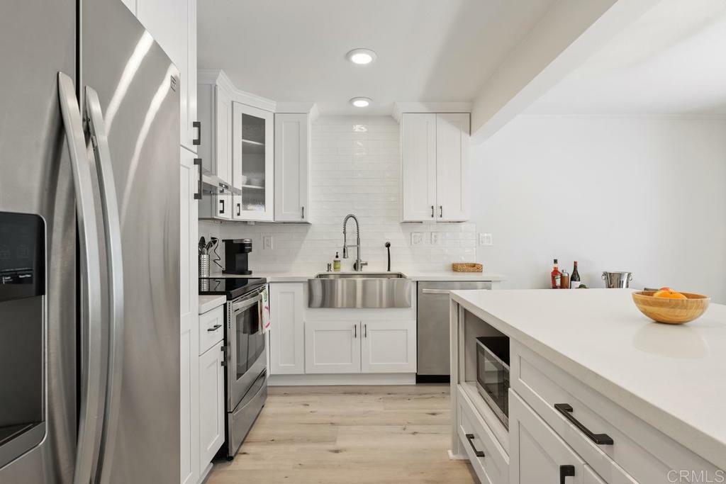 532 1/2 Via De La Valle D  Solana Beach CA 92075 photo