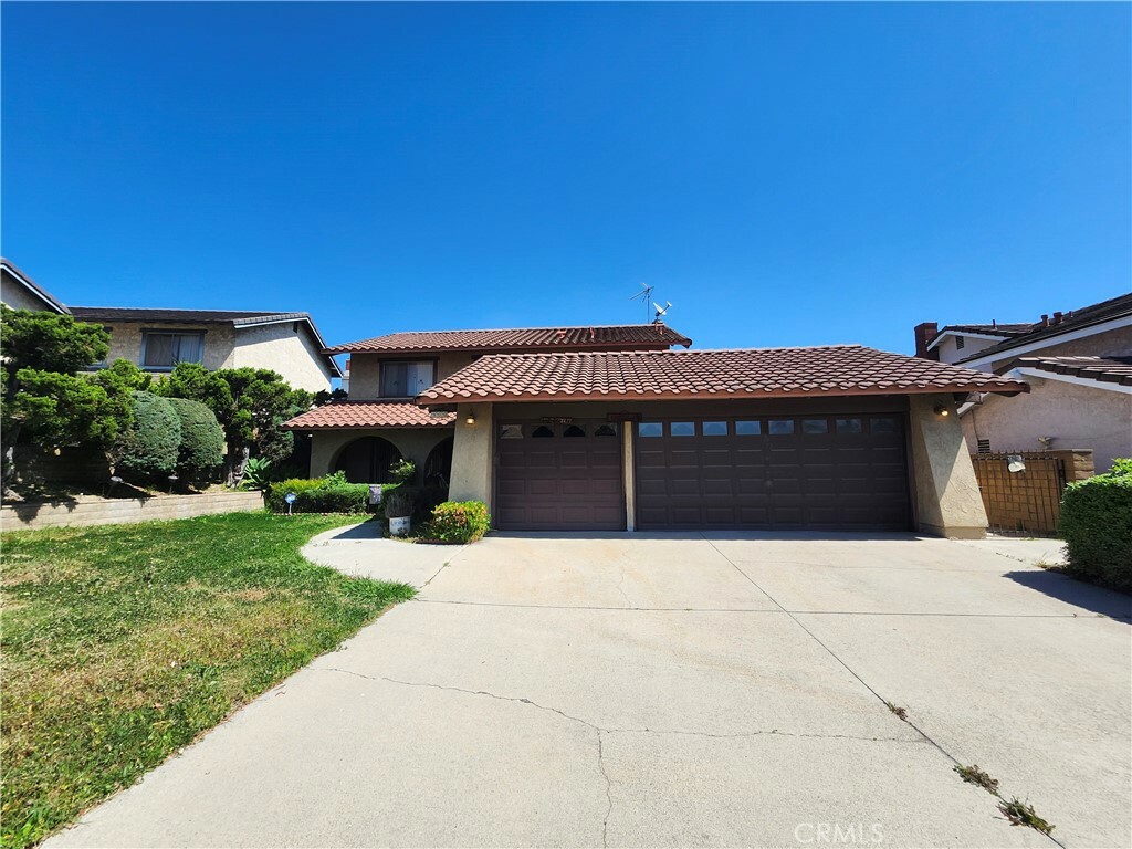 Property Photo: 900 W Yorktown Avenue CA 90640