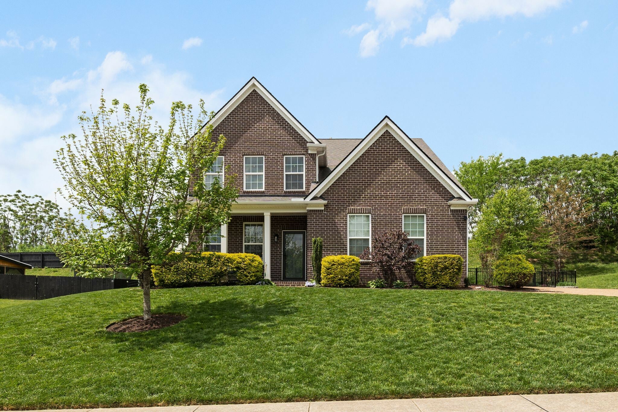 Property Photo: 2313 Dewey Dr TN 37174