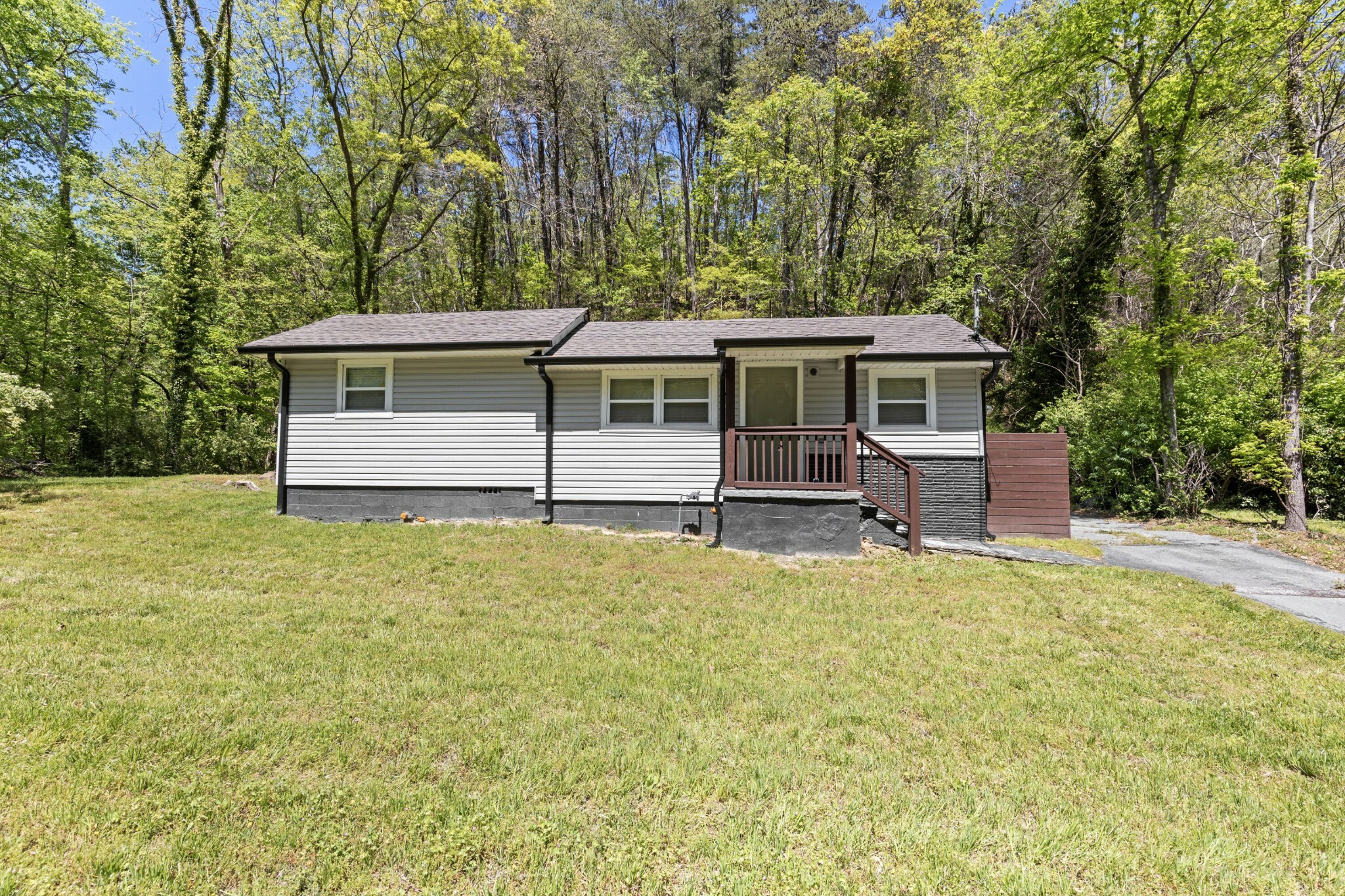 Property Photo: 3157 New York Avenue TN 37406