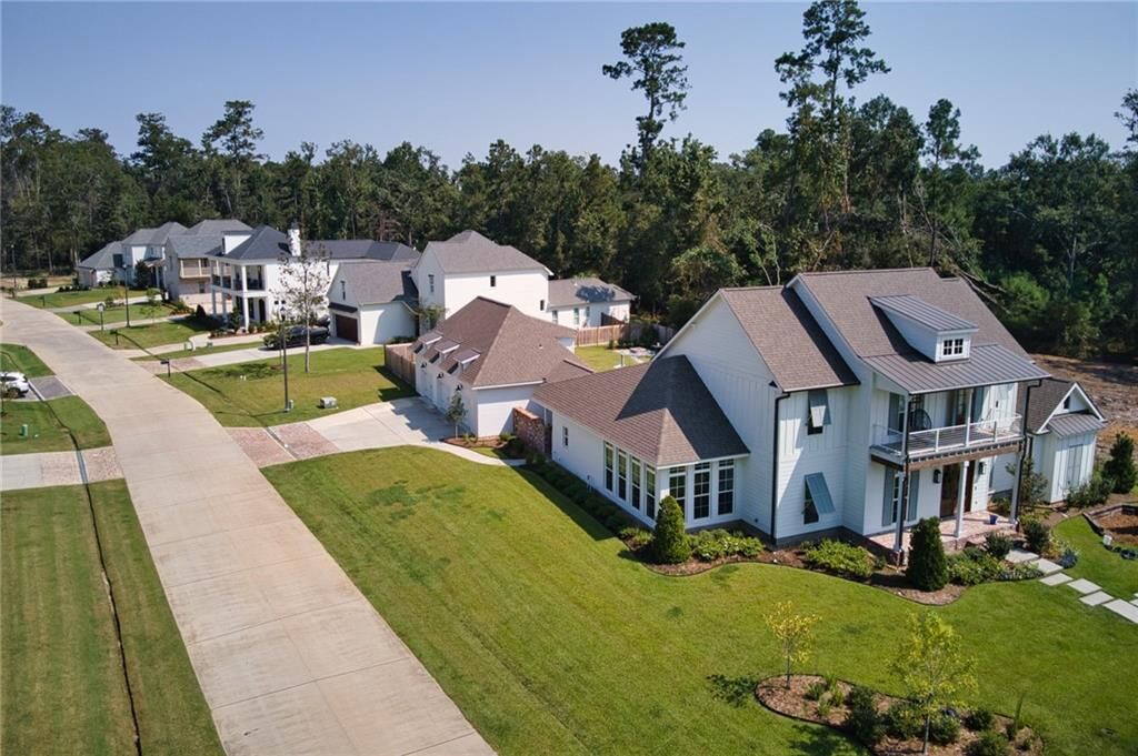 Property Photo:  1388 River Club Drive  LA 70433 