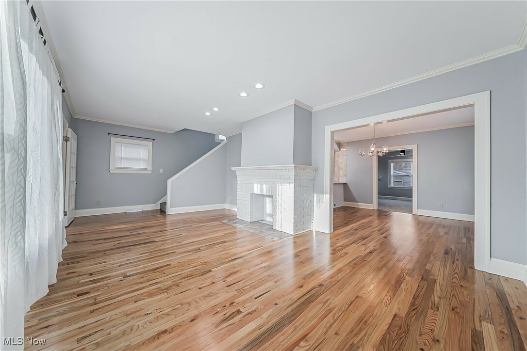 Property Photo: 1607 Maple Road OH 44121