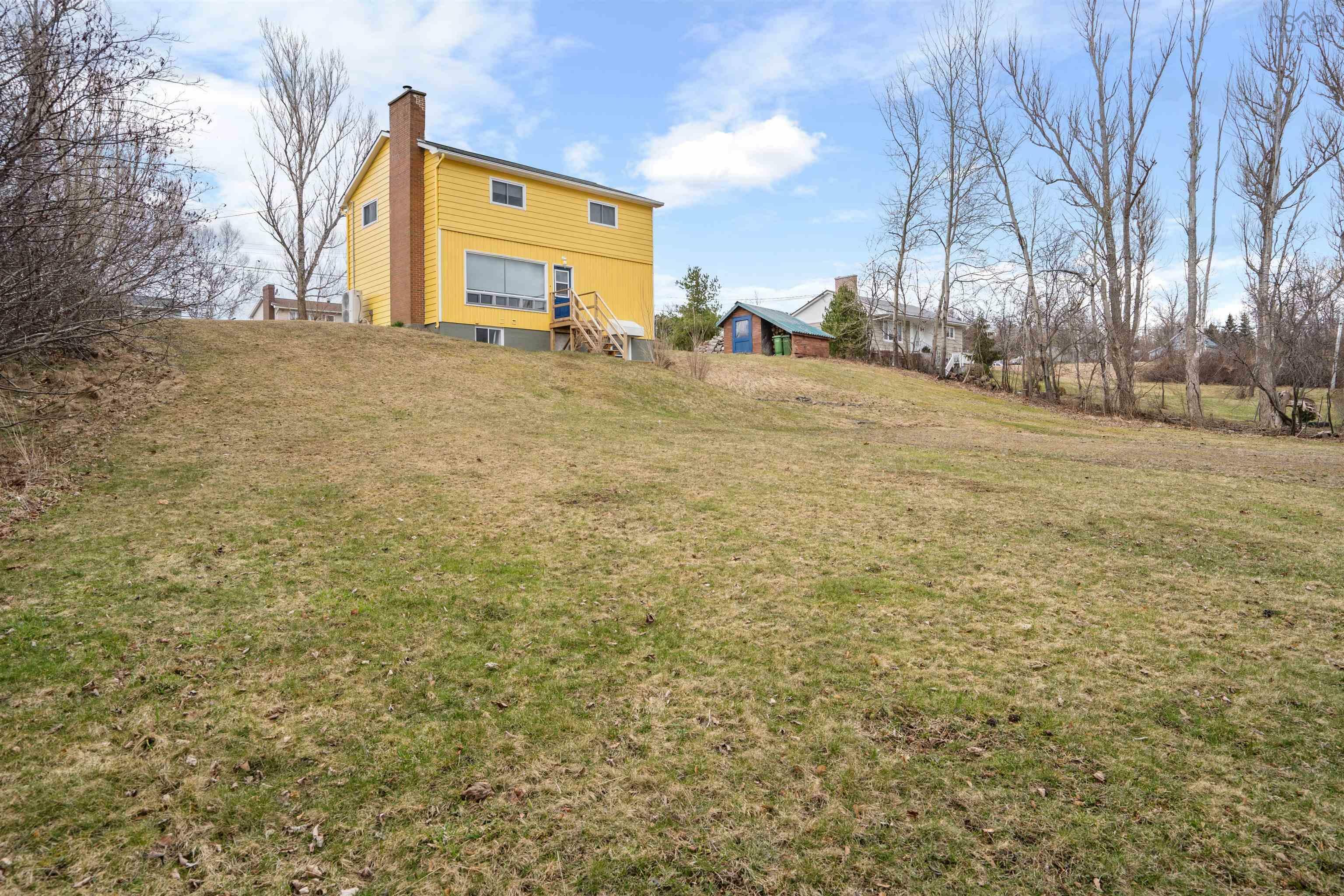 Property Photo: 26 Eleventh Street NS B0K 1X0