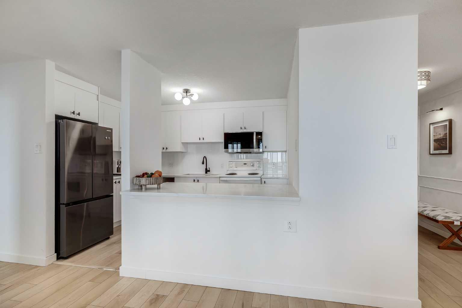 Property Photo:  1334 13 Avenue SW 1006  AB T3C 3S2 