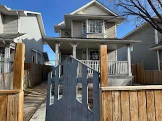Property Photo: 46 Martinridge Crescent NE AB T3J 3M1
