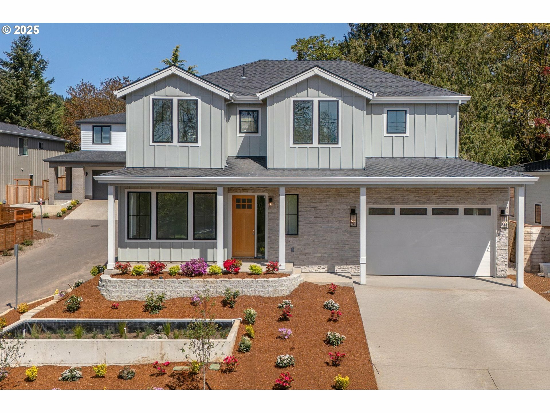 Property Photo: 3823 Carman Dr OR 97035