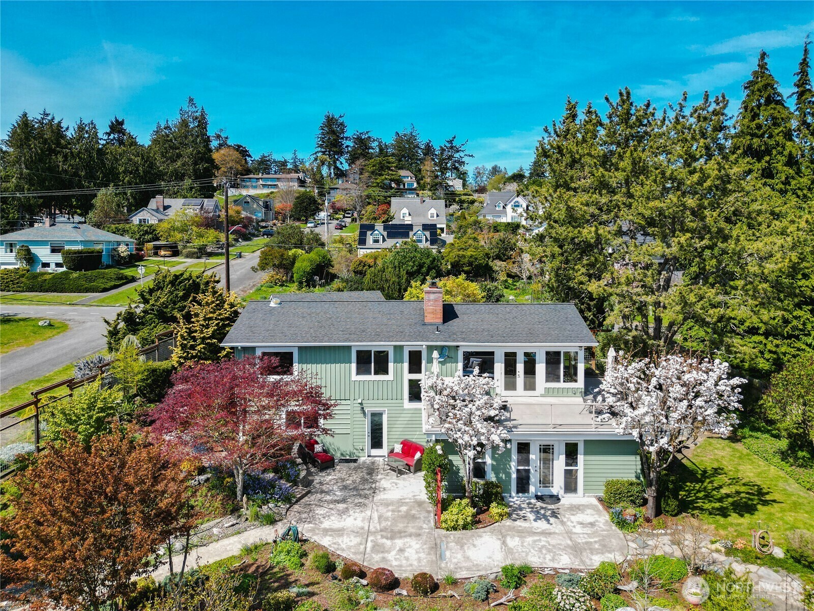 Property Photo:  633  Blaine Street  WA 98368 