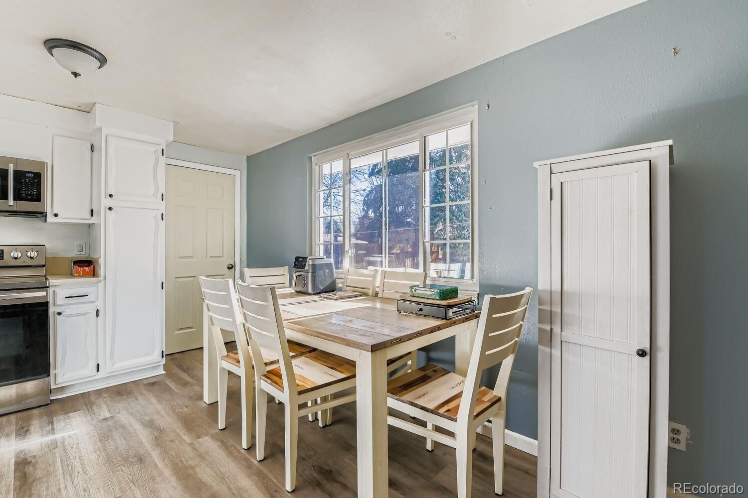 Property Photo:  147 Dawson Place  CO 80504 