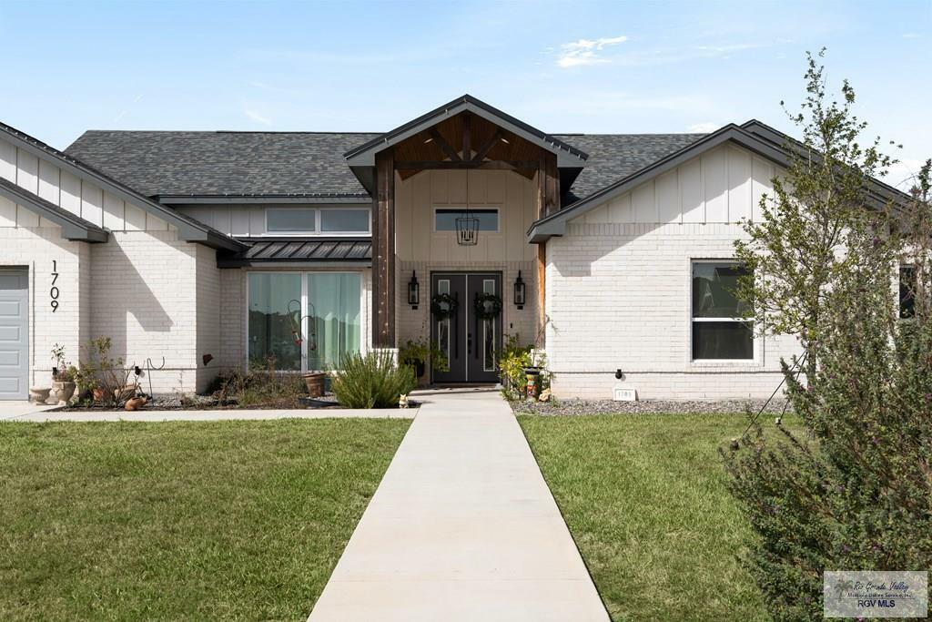 Property Photo:  1709 Thacker Lane  TX 78552 