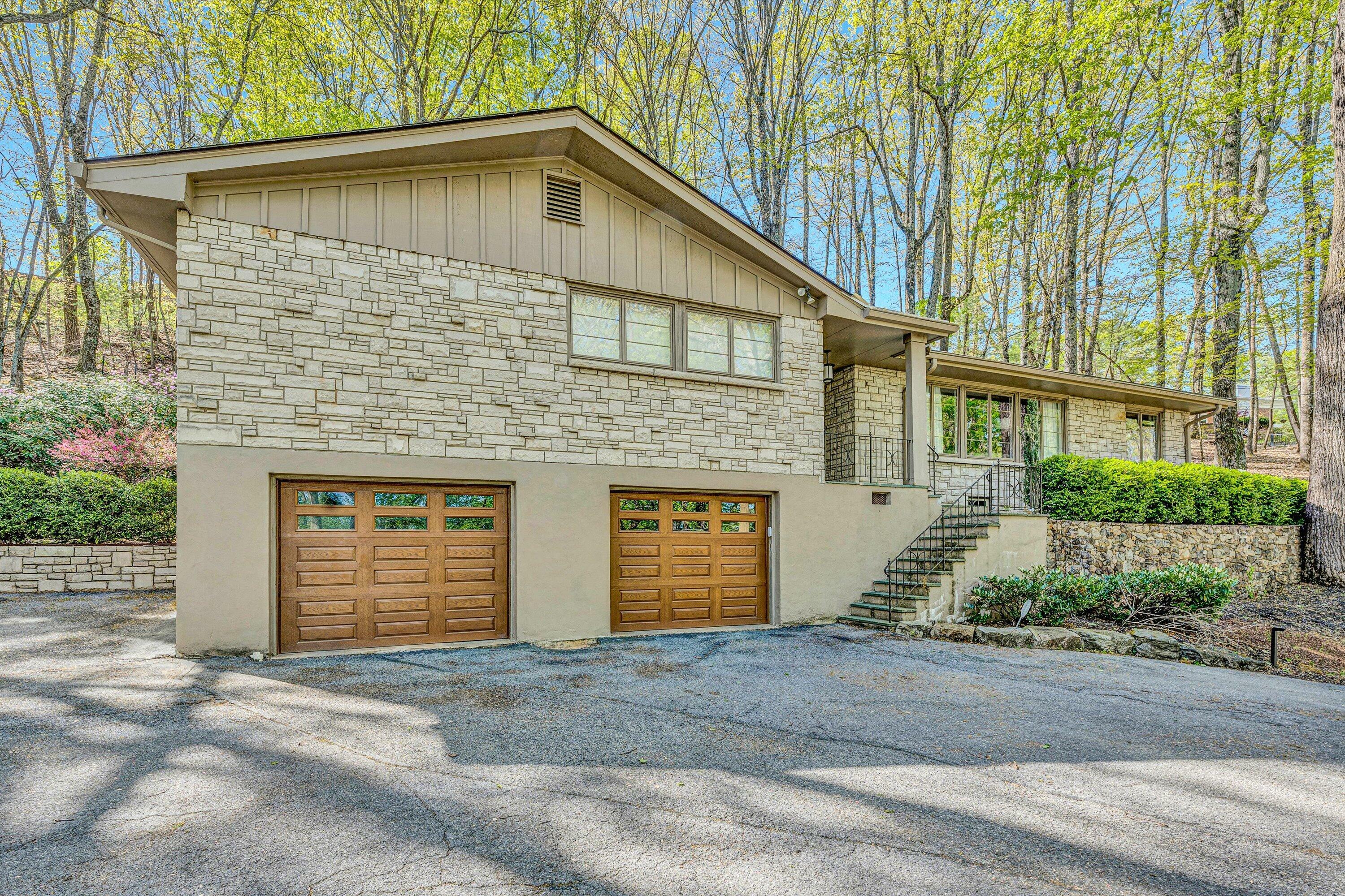 Property Photo: 3421 Exeter St SW VA 24014