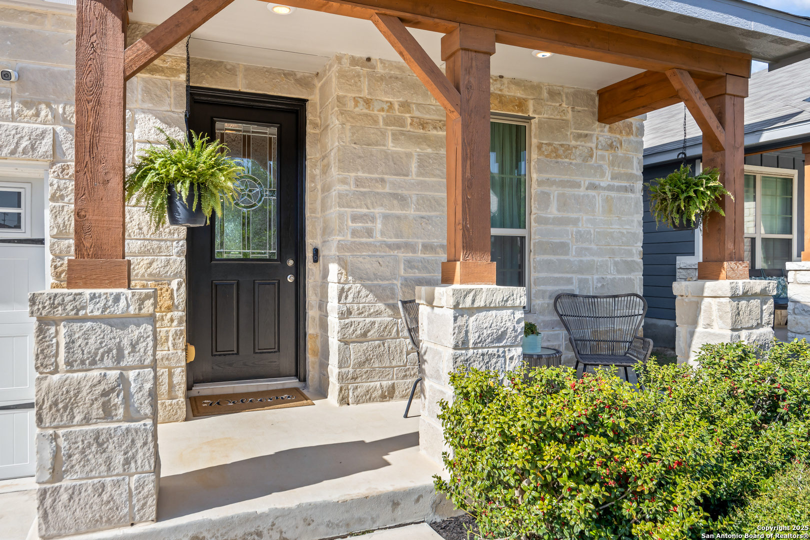 Property Photo: 11517 Lightning Way TX 78245