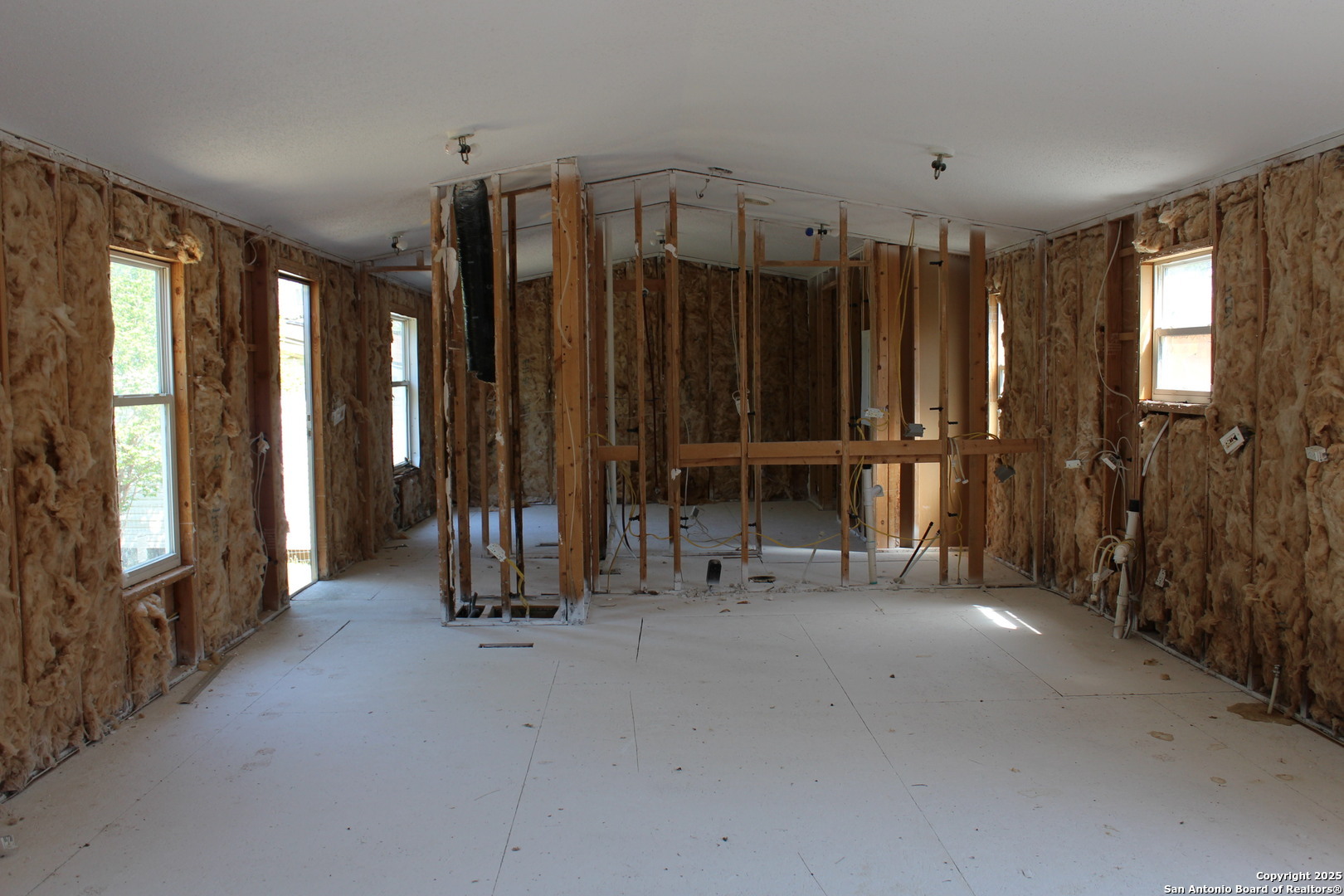 Property Photo: 1231 Rotherman TX 78133