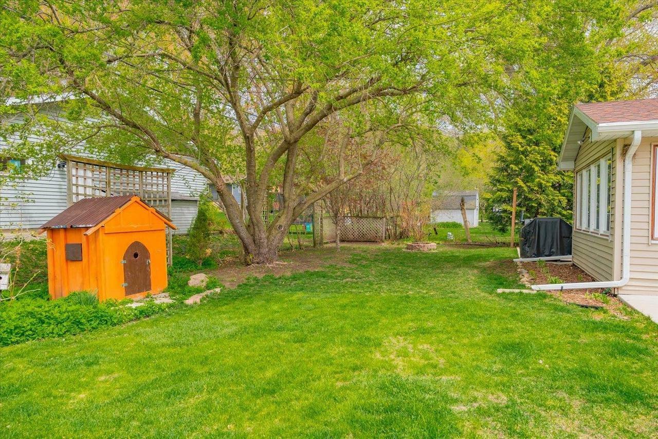 Property Photo: 3004 Marvin Court WI 53528