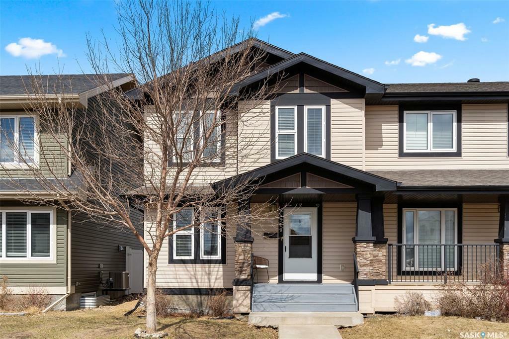 Property Photo: 4510 Green Olive Way E SK S4V 3H5