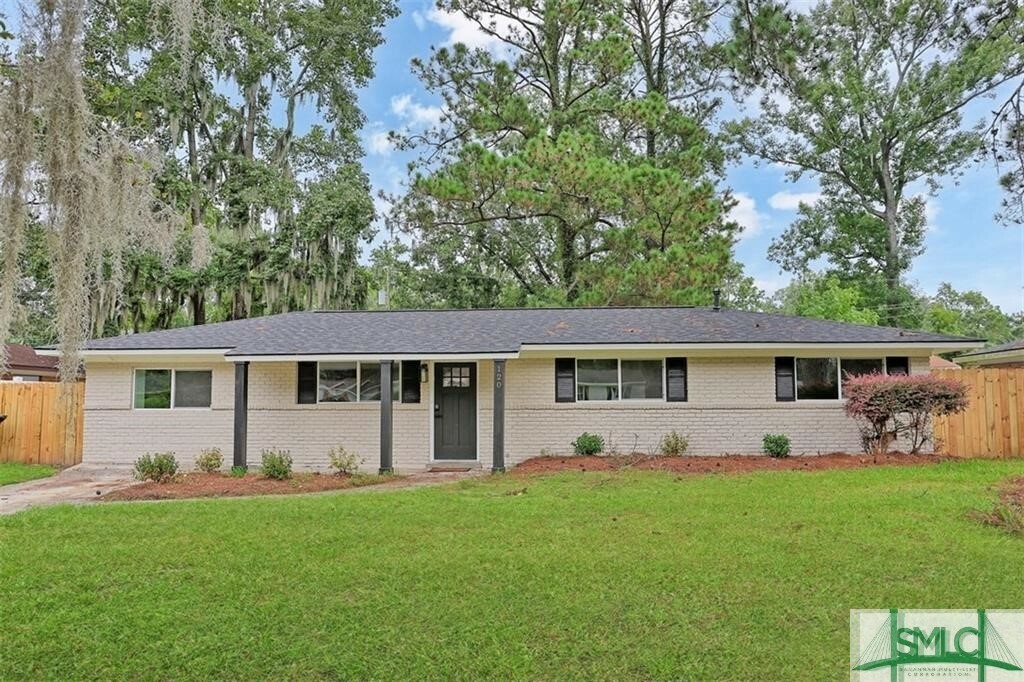 Property Photo:  120 Burbank Boulevard  GA 31419 
