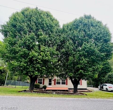 Property Photo:  412 Beshears Owings Lane  NC 28659 