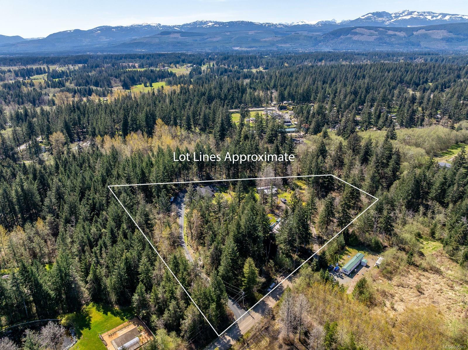 Property Photo: 1365 Sirius Rd BC V0R 2M0
