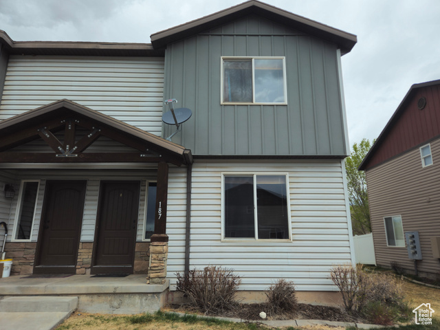 Property Photo: 187 E 500 N UT 84066